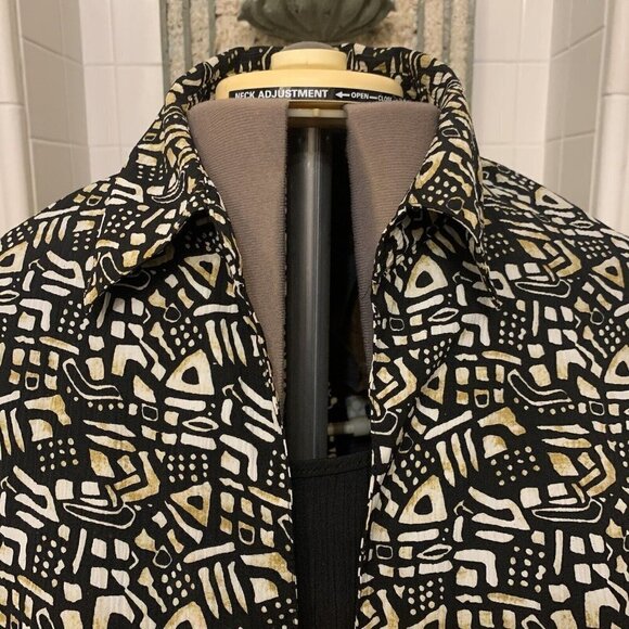 GEORGE. Size 2X 18W-20W. 3/4 Sleeve if Tabbed. 1/2 Attached Camisole. B36 - Picture 2 of 6